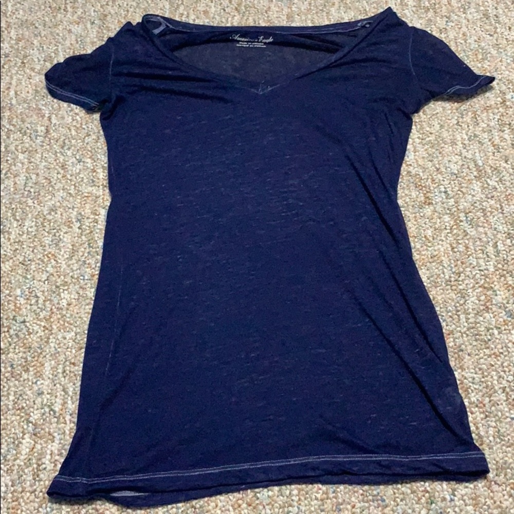American Eagle T shirt